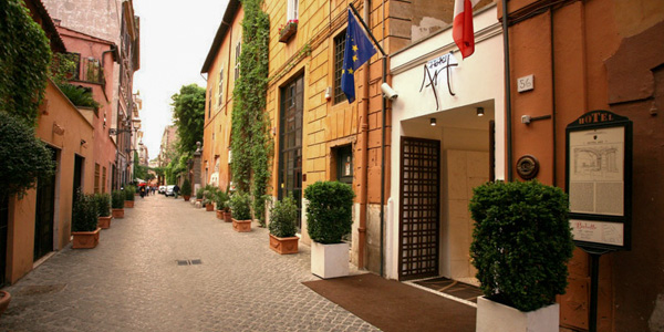 Front entrance to Hotel Art, Rome