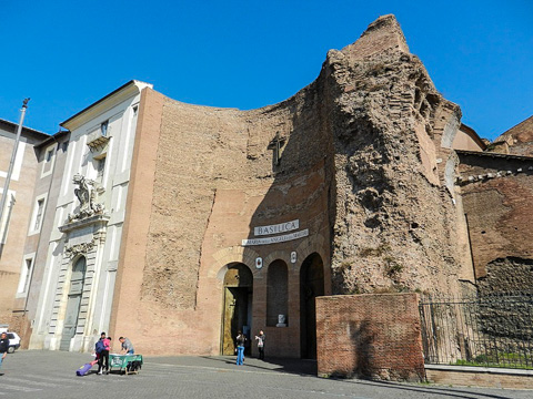 The entrance the church of  Santa Maria degli Angeli e dei Martiri, Rome, is a niche from the Terme di Diocleziano