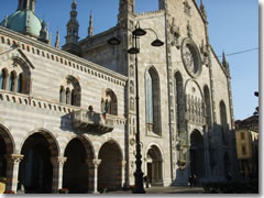 The facade of the Como Duomo