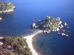 The beaches of Isola BellaTaormina. (Photo courtesy of Comune di Taormina.)