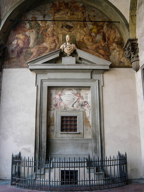 The rotating delivery door for foundlings on the porch of the Sepdale degli Innocenti, Florence. (Photo by The Blue Lotus)